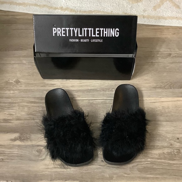 PrettyLittleThing Shoes - Black feathered like woman slides/slip ons